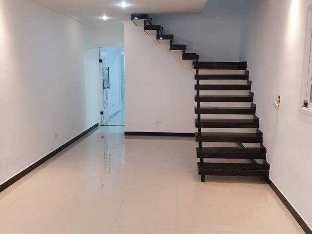 Casa para Venda em Guarulhos - 4