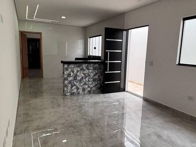 Casa para Venda em Guarulhos - 4